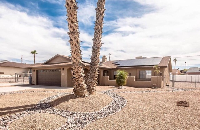Neu! Lake Havasu Getaway mit Parkmöglichkeiten für Wohnmobile / Boote