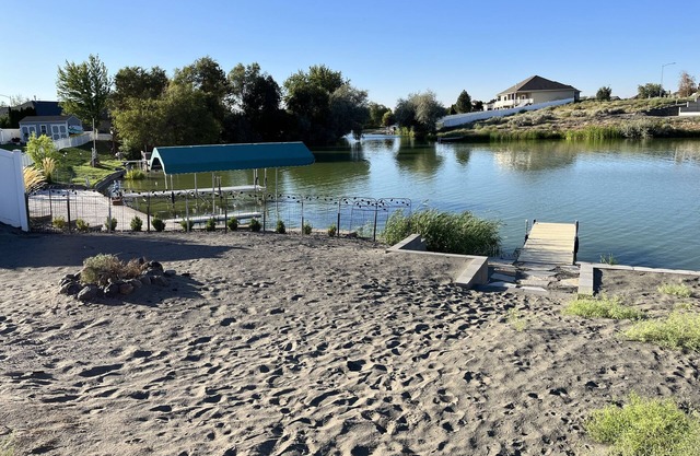 Spacious Lakefront Retreat with Private Dock- Little Kid Friendly