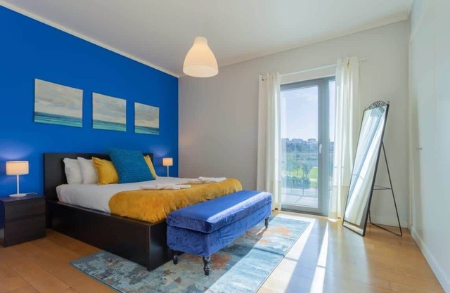 Spacious Lisbon Haven w/ Lift & Garage