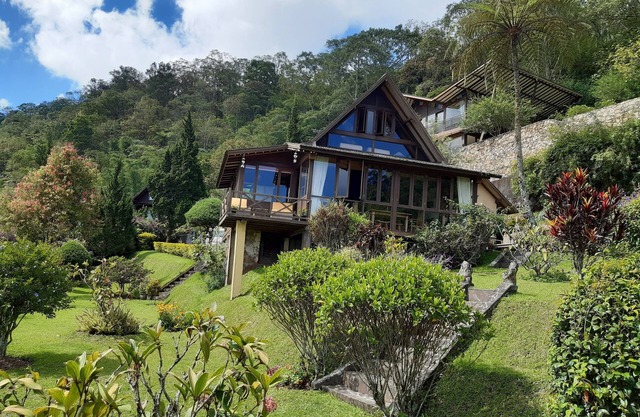 Villa am See in Bali, Golf und Wassersport in der Nähe