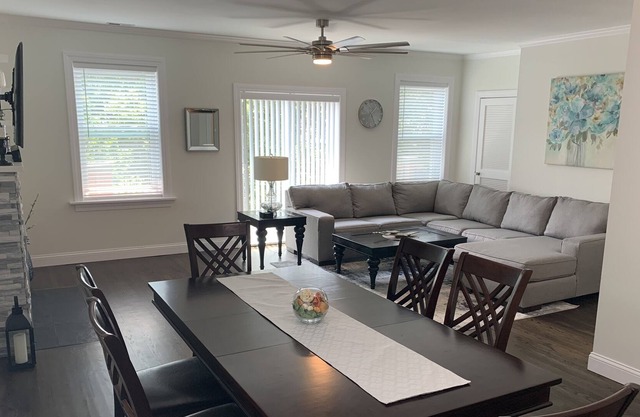 Spacious Luxury 2bdr / 1bath - New Listing