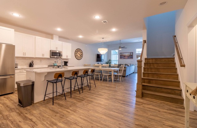 Spacious luxury home 5 miles from Bethany Beach with family-friendly amenities!