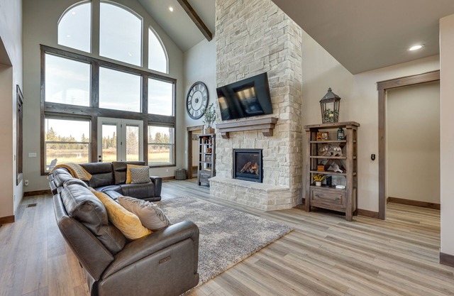 Spacious McCall Home w/ Private Lake Access!