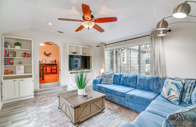 Spacious Memphis Retreat 5 Mi to Downtown Beats!