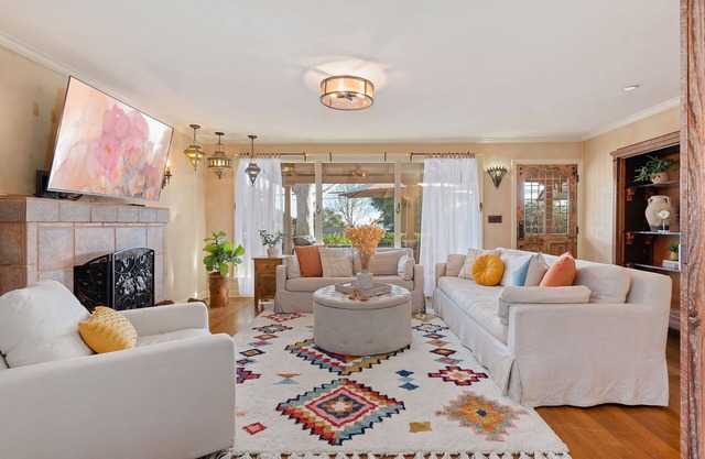 Spacious Mesa Home with Great Outdoor Patio and Ocean Views!