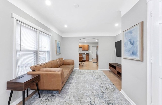 Spacious Mid Century Modern 1 Bed 1 Bath 65" TV