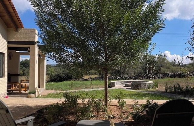 Spacious Modern/ Ruatic 4-bedroom house in tranquil Tapalpa.