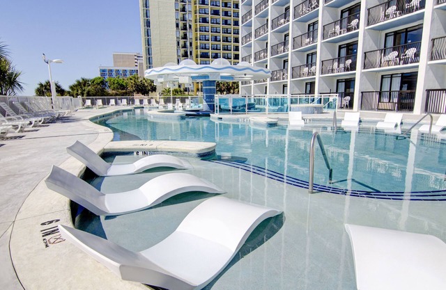 Geräumige Suite mit Meerblick im Great Resort + Offizielle Vor-Ort-Vermietungsprivilegien