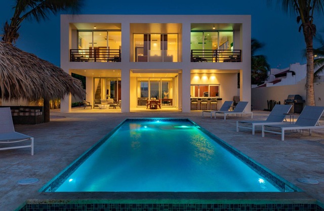 Spacious oceanfront villa with private pool and hottub