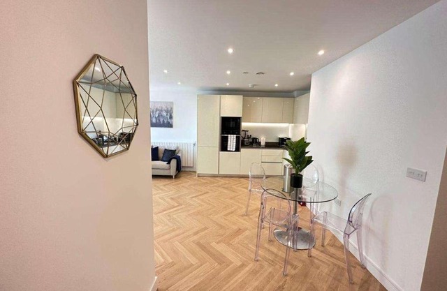 Spacious one bedroom luxury apartment in Kidbrooke Greenwich