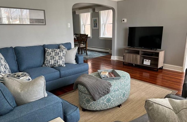 Spacious & Peaceful Home in the heart of Sheboygan