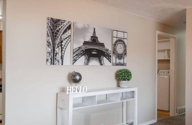 Spacious Private House - Sleeps 10+