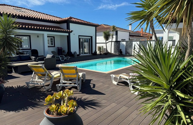 Geräumige ruhige charmante Villa mit privatem Pool und in der Nähe von Lissabo