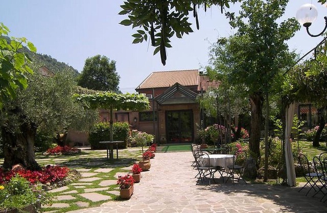 Vierbettzimmer mitten im Grünen - in der Nähe von Montecassino