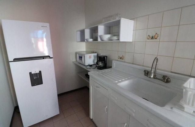 Spacious remodeled apartment
