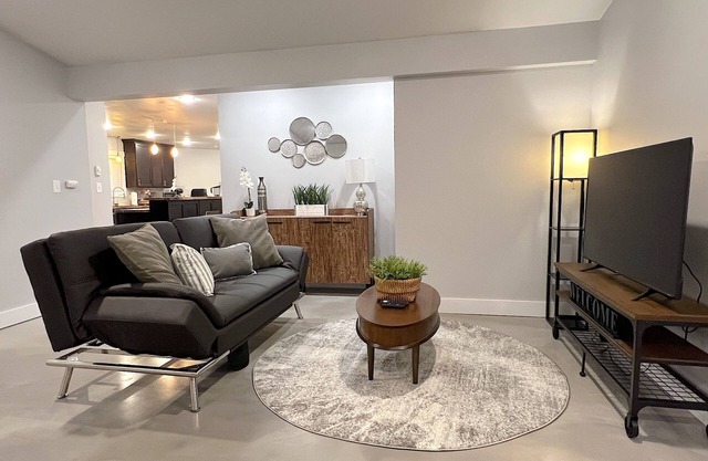 Spacious remodeled rambler near Boeing and Amazon