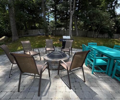Spacious Renovated in Historic Sandwich