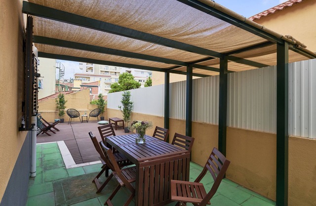 Spacious &Renovated w Amazing Patio, By TimeCooler
