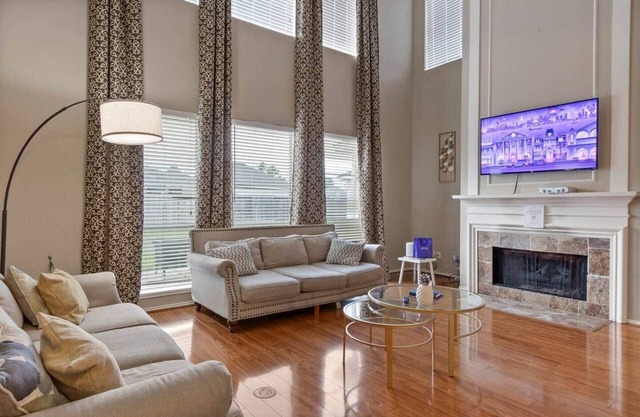 Spacious Retreat for Crews, Corporates & Families