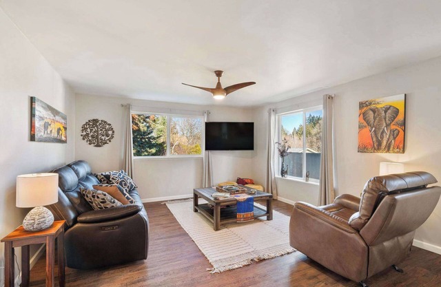 Spacious Retreat with Hot Tub, Patio, & King Bed