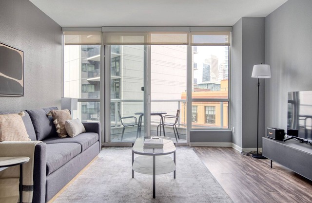 Spacious Rincon Hill 1BR w/ Gym, Balcony + Hot tub by Blueground