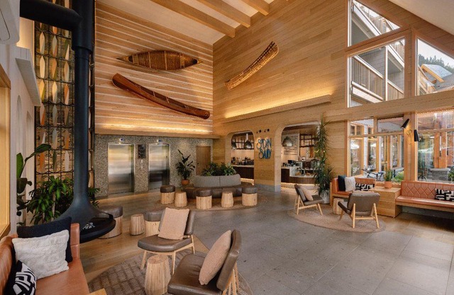 Spacious Room w/ Mountain View + Private Balcony