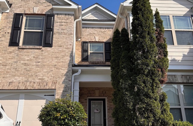 Spacious, Safe, Luxurious, Family-Friendly, 4-Bedroom House 2 miles from I-85