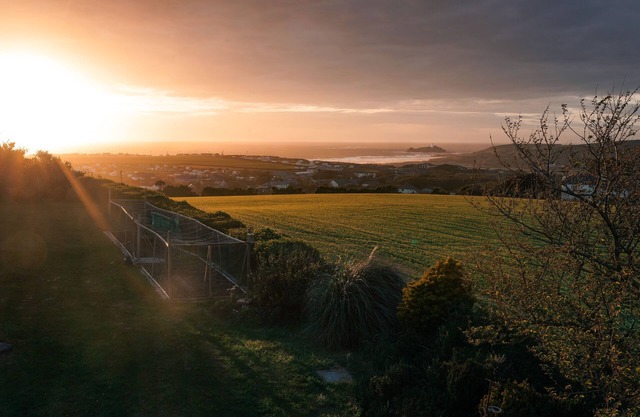 Spacious Sea-View Apt. Overlooking St Ives Bay