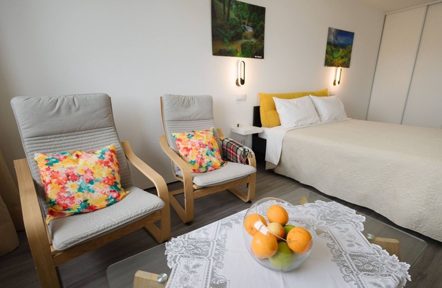 Spacious Seaside apartment A - Faraway