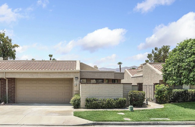 Spacious Single-Story Condo with Golf Course Views