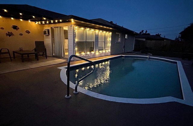 Spacious Snowbird and Summer Staycation Spot