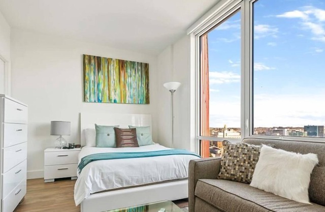 Spacious Studio | Kitchen + Laundry | Downtown White Plains