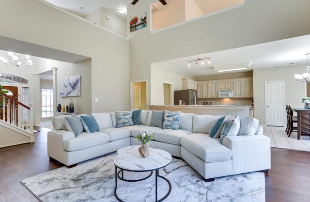Spacious Sugar Land Home with Yard and Pool Access!