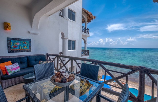 Elegance plus comfort beachfront condo, pool, WiFi and AC
