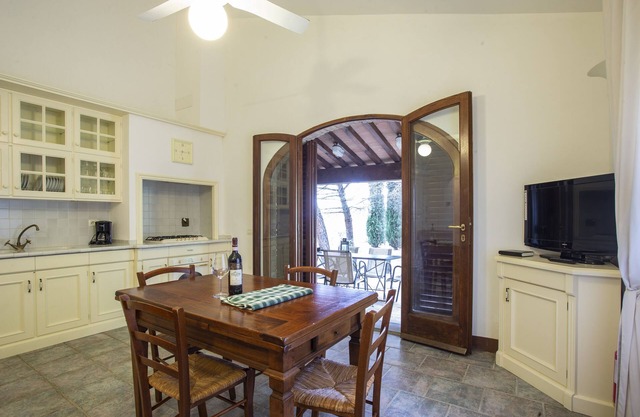 Trilo Big - Wohnung in Bauernhaus mit Pool - Tenuta Moriano