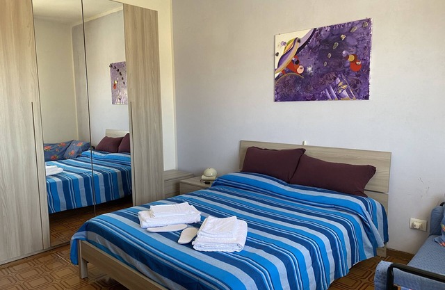 Spacious top-floor apartment, bright and airy south of Verona