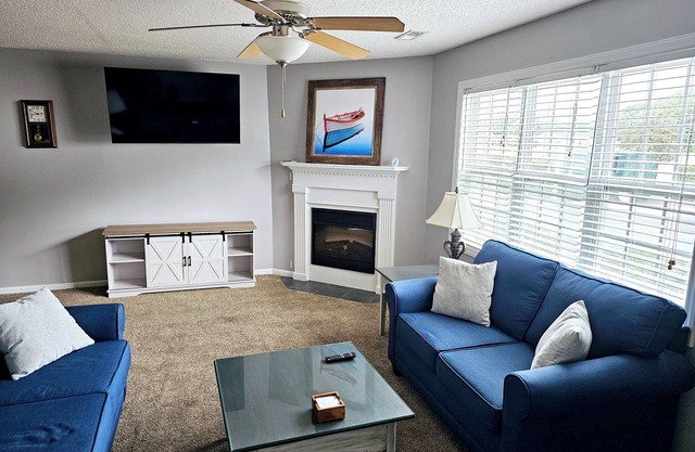 Spacious Townhome close to ECU and Hospital. Full of all the amenities you need.