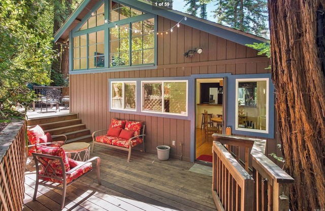 Spacious, updated cabin in the redwoods (One month minmum)