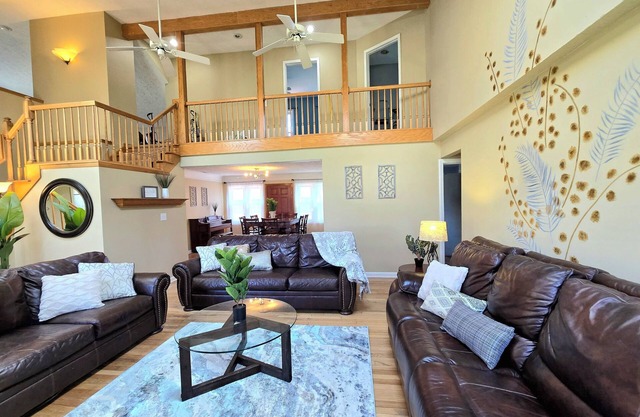 Spacious, Updated, 5BR 3BA, Game room, First Floor 3BR 2BA