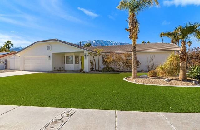 Spacious Vacation Home in Palm Springs