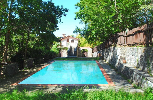 Ferienhaus in Pistoia mit Pool