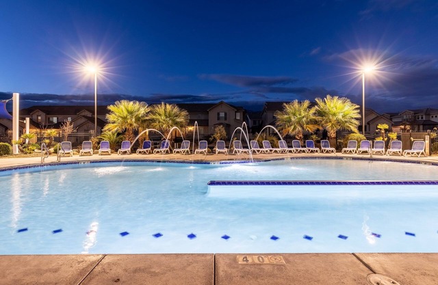 Spacious Villa 5 minutes to Lake State park by Redawning
