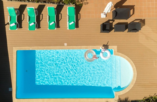 Spacious Villa in a Beautiful Village with Pool, BBQ and Seaviews