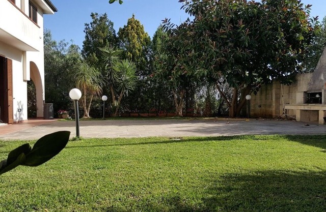 Geräumige Villa "Travellito" mit WLAN, Garten & Terrasse