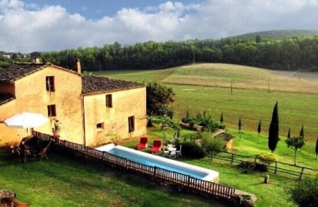 Spacious Villa with Pool in the Countryside,Relaxing Setting and Stunning View
