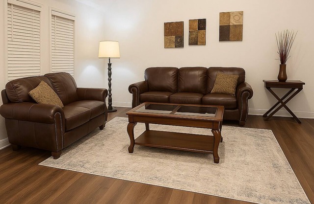 Spacious w/2-family rooms, 3-bedroom, WiFi, nearby Stone Mountain & other parks