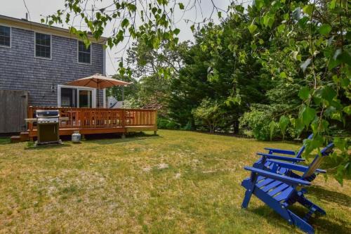 Spacious w Beautiful Yard & Dogs Welcome