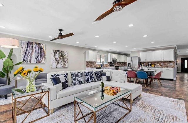 [Spacious w/ Game Room] Sea World / BMT /Lackland