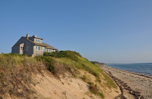 Geräumiges Haus am Wasser mit eigenem Strand. Moderne. Freundlich Kinder & Erwachsene
