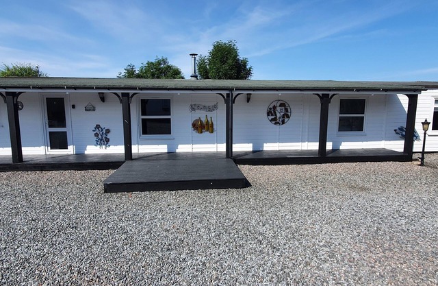Spacious well equipped Chalet Bungalow